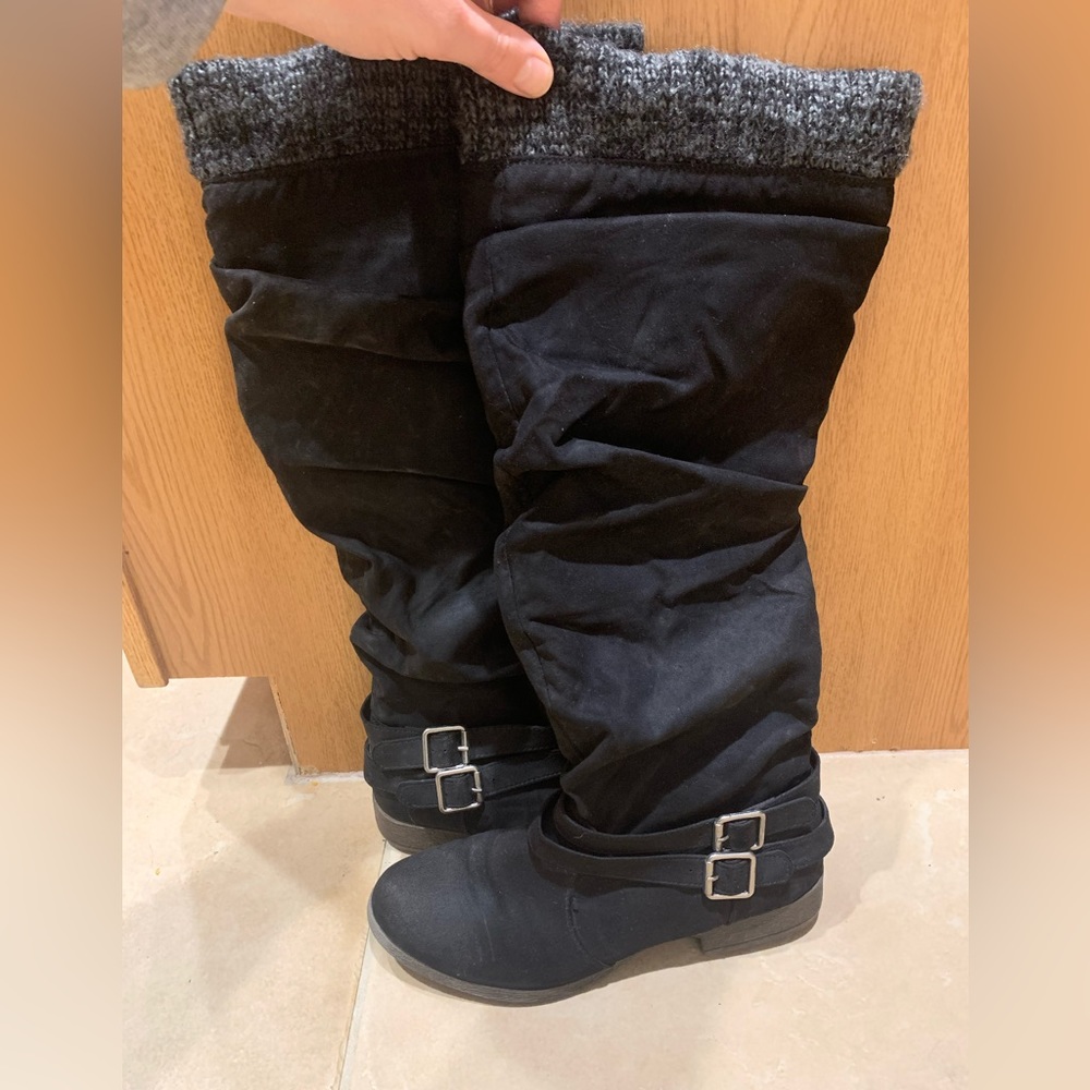 Womens slouchy riding boots-size 9